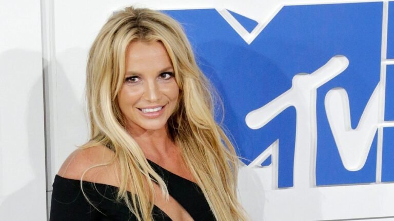 El abogado de Britney Spears busca un custodio para sustituir al padre de la cantante: NY Times