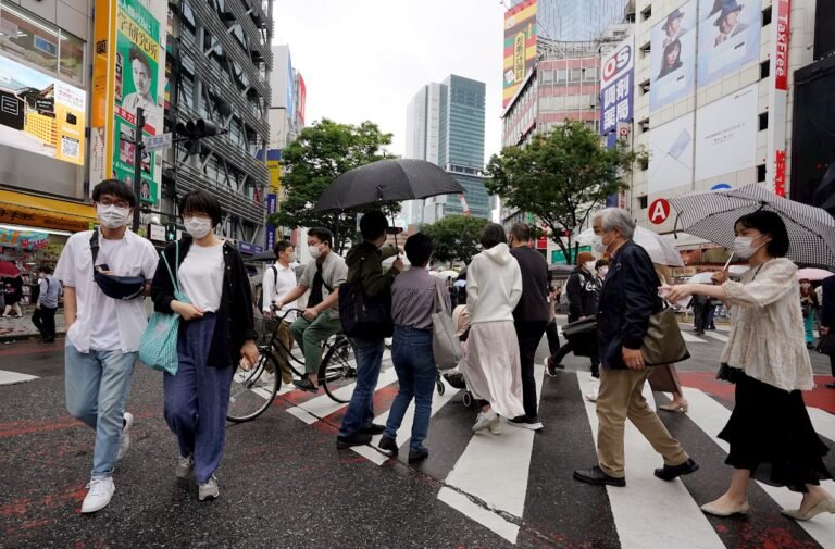 Japón expedirá pasaportes de vacunación a final de julio