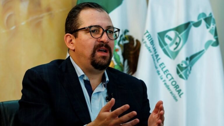 Presidente del TEPJF rechaza acusaciones de corrupción