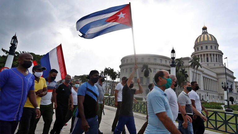 Protestas en Cuba, día tres: primer muerto, detenciones y sin internet