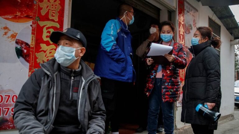 China reporta la cifra más alta de contagios Covid-19 desde enero