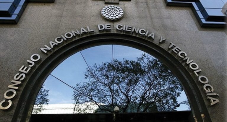 Academia Mexicana de la Lengua rechaza investigación contra científicos de Conacyt