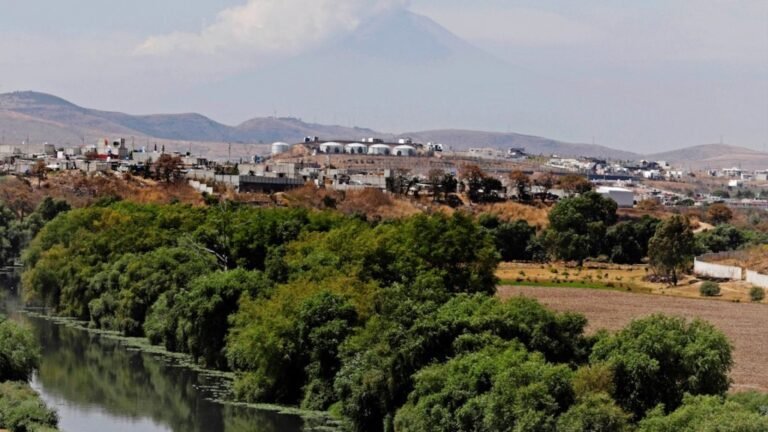 Alertan sobre aumento de nivel de río Atoyac en Puebla