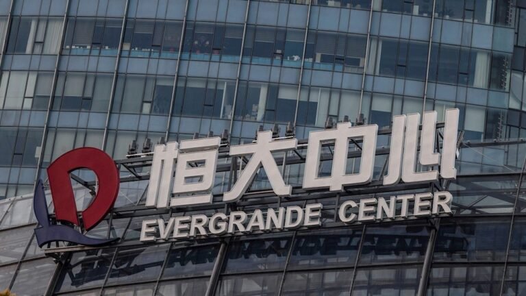 Evergrande vende participación en plataforma de streaming por 273 mdd