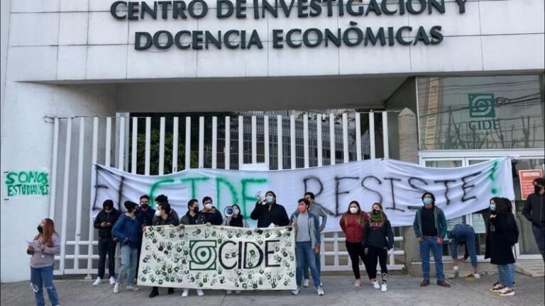 José Antonio Romero “no tiene el respaldo de su comunidad”, afirma estudiante del CIDE