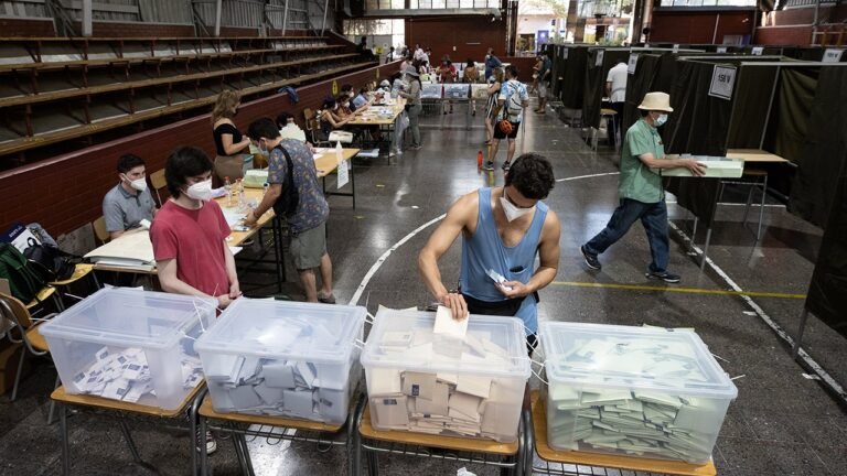 Mercados chilenos suben tras victoria de la ultraderecha en primera vuelta de las elecciones