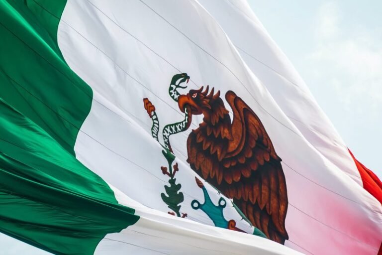 México encara en 2022 múltiples retos: desde la crisis migratoria a inflación