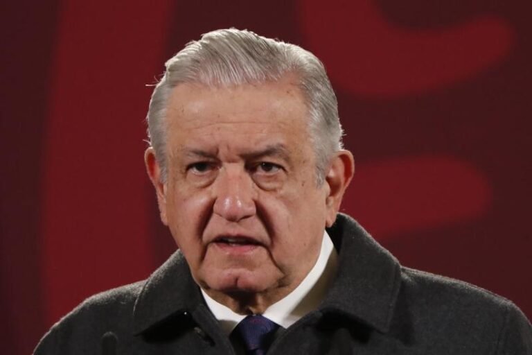 AMLO reclama invasión a su “poca intimidad” cada vez que sale a hacer ejercicio