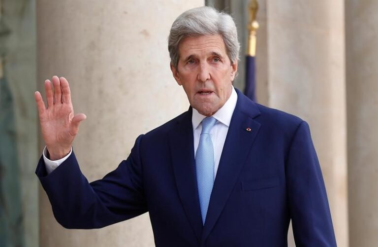 AMLO recibe en Palacio Nacional a John Kerry