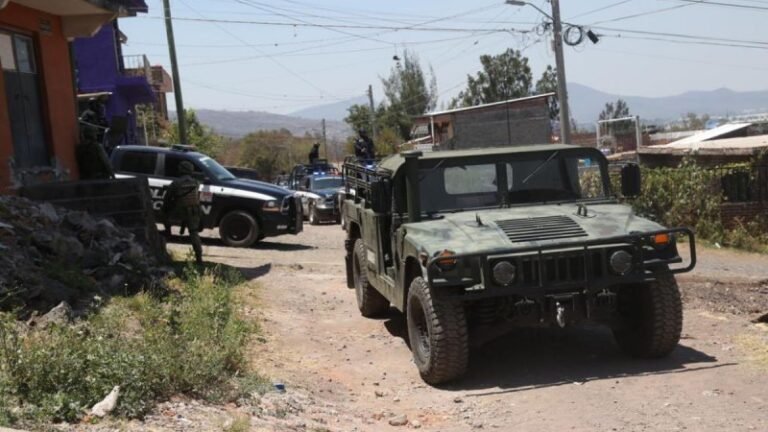 Abaten en Chavinda y Jacona, Michoacán, a cinco presuntos criminales