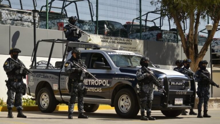 Policías estatales toman el Palacio de Gobierno de Zacatecas