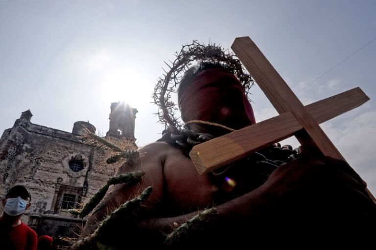 Regresa este Viernes Santo la procesión de los ‘engrillados de Atlixco’