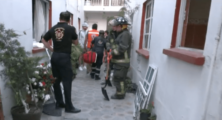 #Video Explosión por acumulación de gas deja dos adultos mayores lesionados en Álvaro Obregón