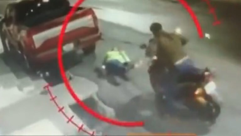 #Video Sujeto golpea a mujer en la GAM y le pasa motoneta por encima