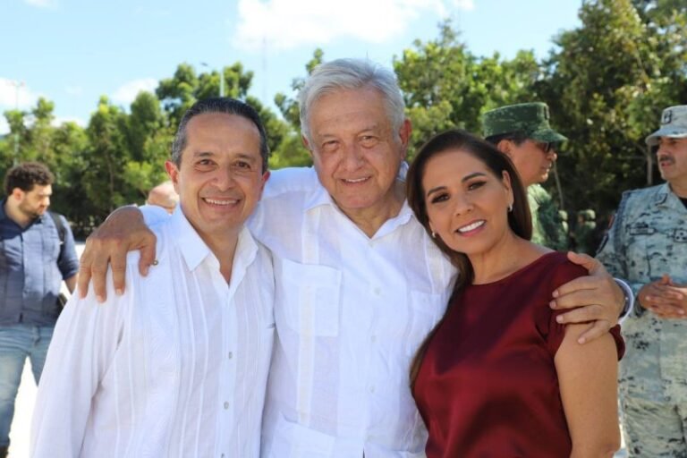 AMLO vista Quintana Roo; se despide de Carlos Joaquín González y da bienvenida a Mara Lezama