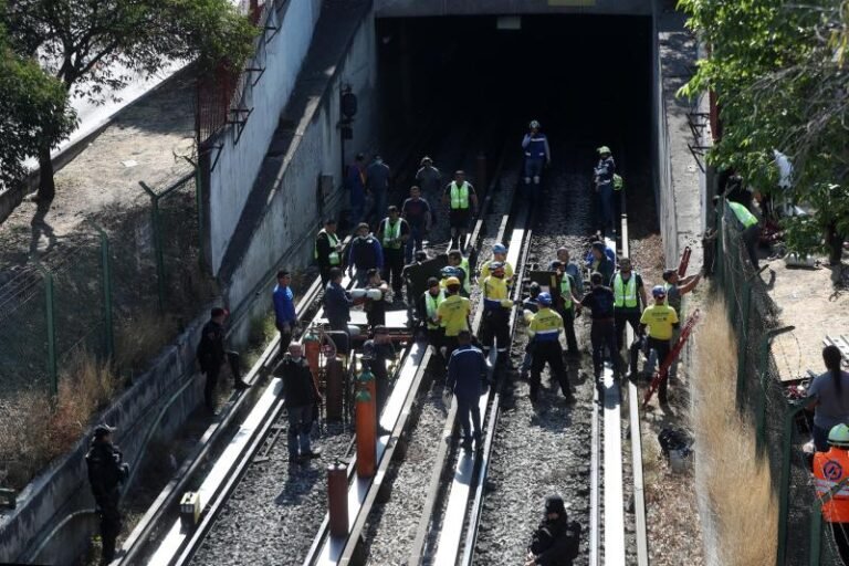 Cesan a subdirector de Operaciones del Metro; el viernes se reportó falla en tramo Potrero-La Raza de L3