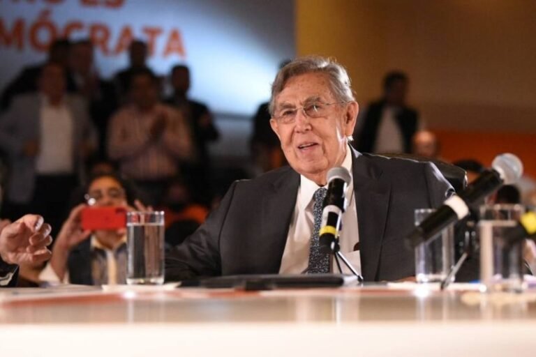 Cuauhtémoc Cárdenas lamenta que refinería Dos Bocas triplicara su costo