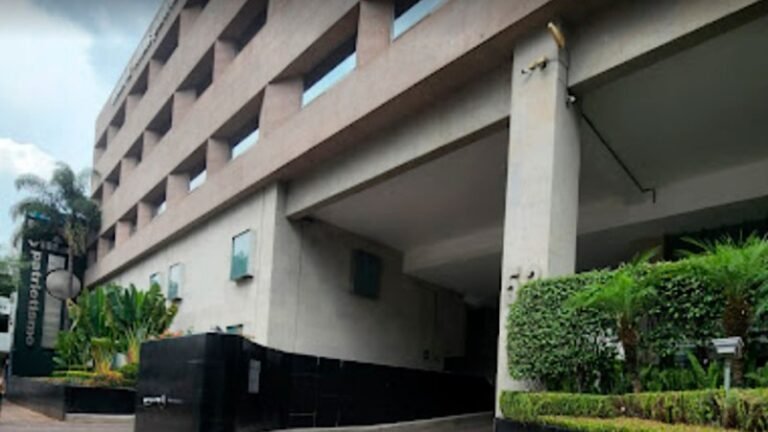 Fiesta en hotel de CDMX termina con un hombre muerto y dos intoxicados