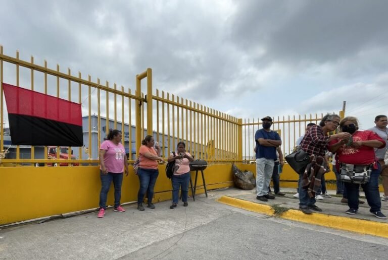 Obreros de maquila en Matamoros ejercen derechos y van a huelga