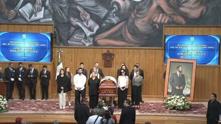 UdeG rinde homenaje al exrector Raúl Padilla López