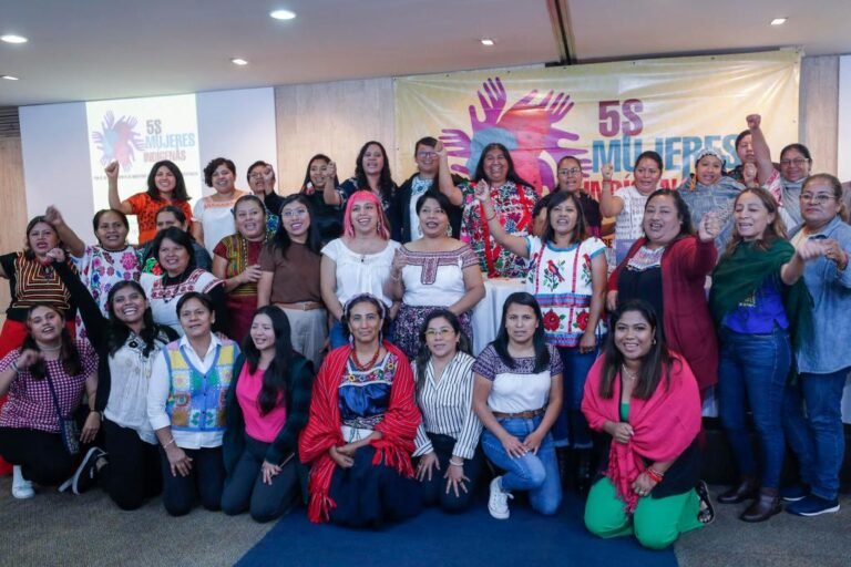 Asamblea de Mujeres Indígenas exige a AMLO aprobar reforma de pueblos originarios