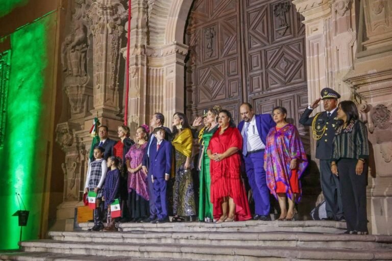 Xóchitl Gálvez participa en ceremonia del Grito de Independencia en Dolores Hidalgo, Guanajuato