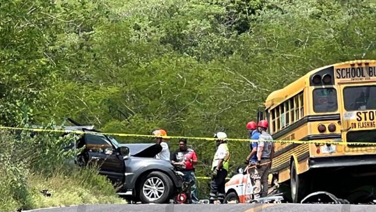 Diputada morenista resulta herida en accidente vial; conductor murió