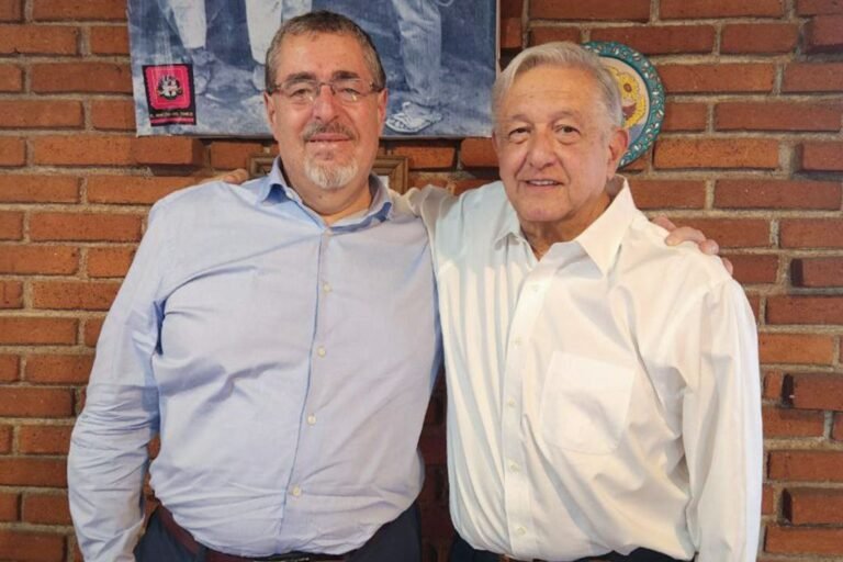 López Obrador se reúne con el presidente electo de Guatemala, Bernardo Arévalo