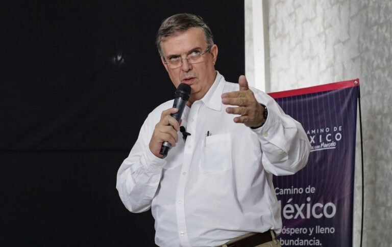 Marcelo Ebrard definirá su futuro político el 3 de noviembre