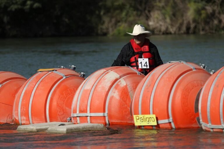 Celebra SRE orden a Texas para que retire boyas colocadas en río Bravo