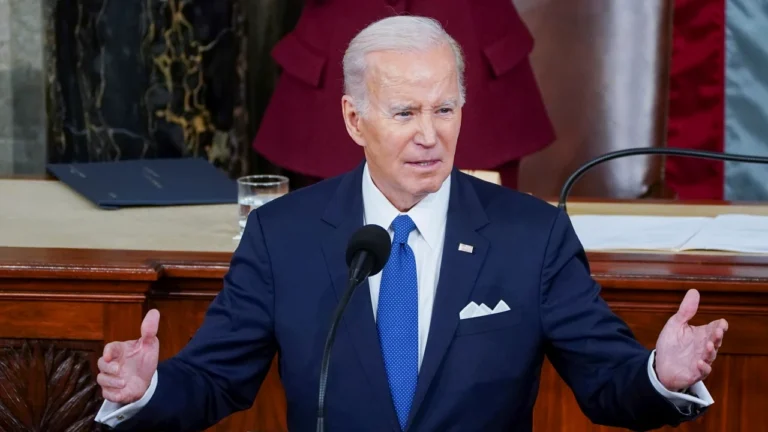 Biden culpa a Trump del posible fracaso del proyecto bipartidista de migración