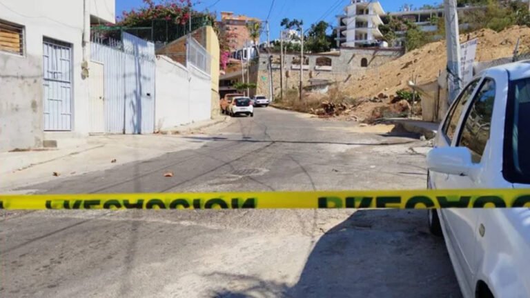 Abandonan cuerpos de dos hombres en zona turística de Acapulco