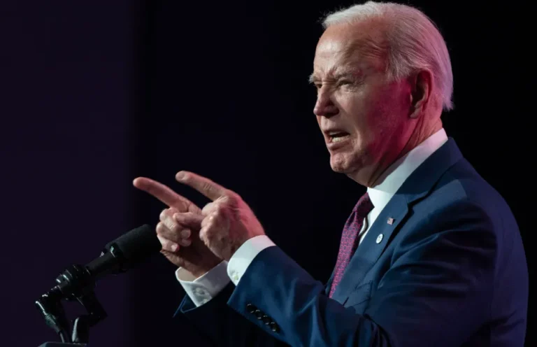 Biden subiría al doble los aranceles de los vehículos eléctricos de China: informe WSJ