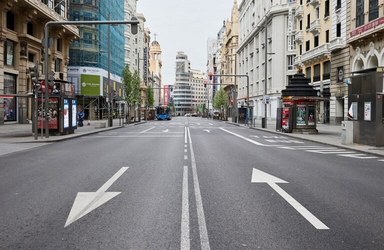 Los sindicatos españoles claman por la reducción de jornada y el pleno empleo