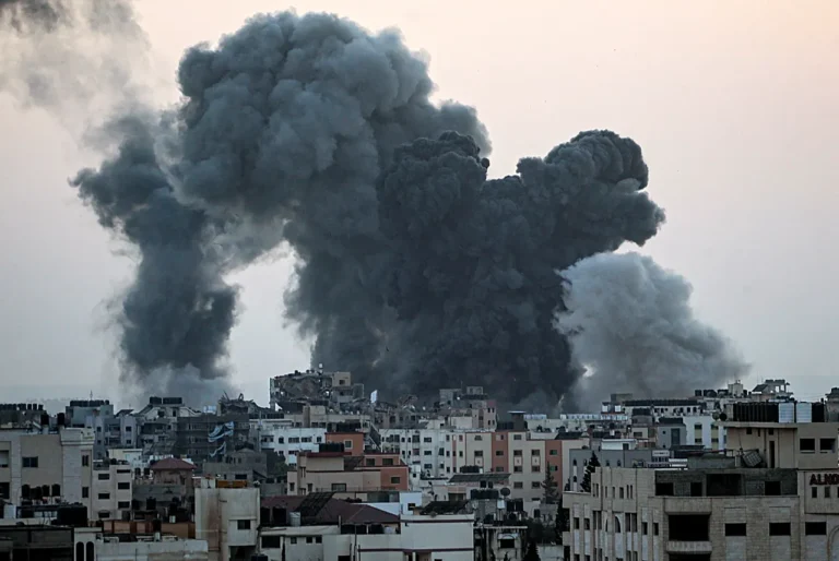 Médicos sin Fronteras critica el ‘indiscriminado’ bombardeo israelí a civiles en Gaza