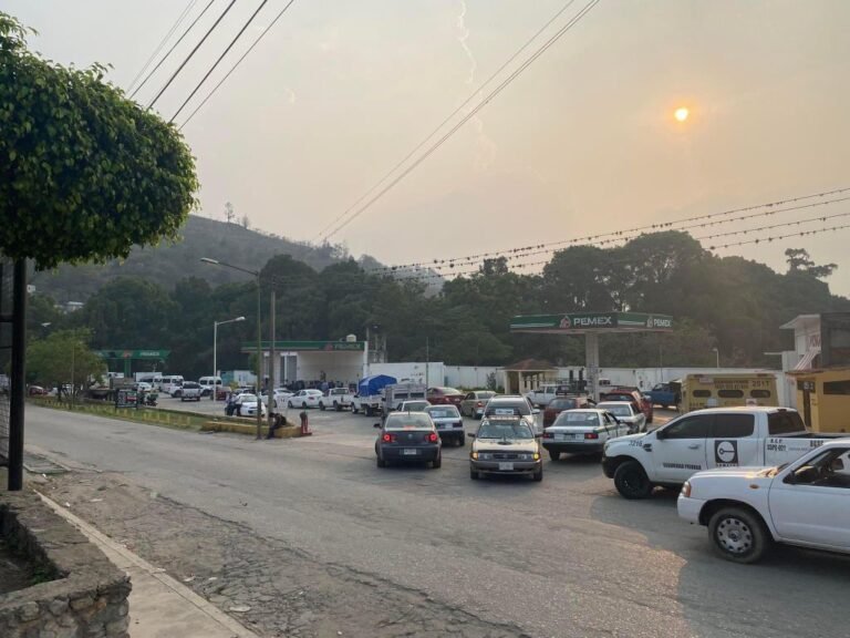 CNTE levanta bloqueo en instalaciones de Pemex en Chiapas
