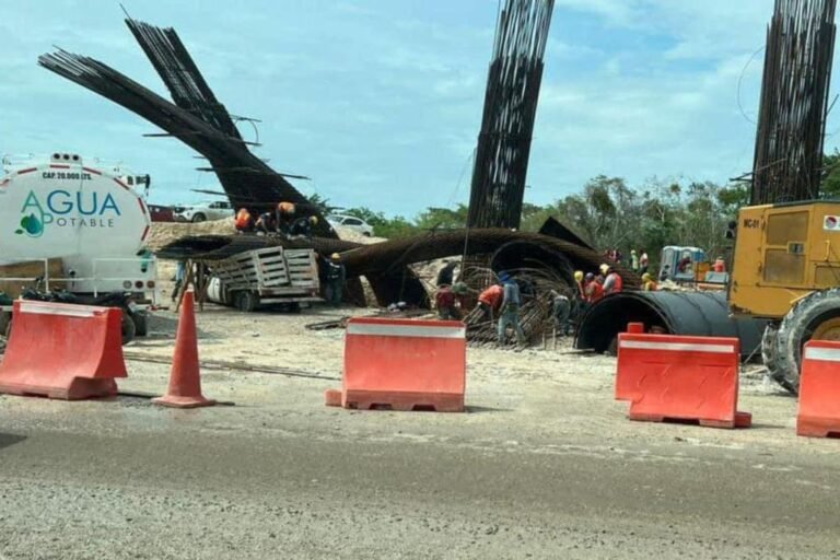 Colapso en obra del Tren Maya: cae parte de un puente por lluvias y aplasta auto