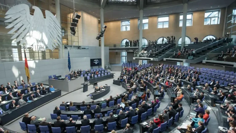 La oposición cristianodemócrata gana en Alemania; Von der Leyen y un Parlamento ‘social-demócrata’