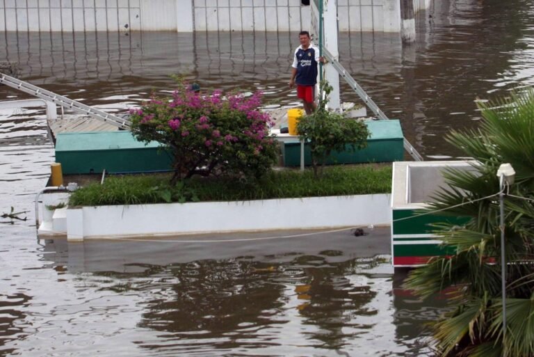 Pronostican lluvias extraordinarias en Veracruz y torrenciales en Puebla