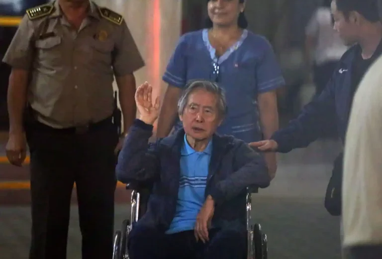 Alberto Fujimori, el autócrata que dividió a Perú, muere a los 86 años