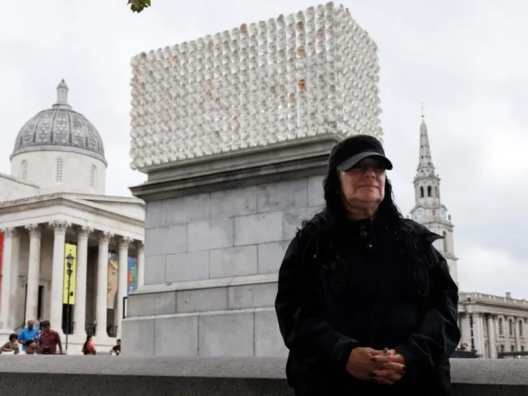 La escultura ‘Mil veces un instante’, de la mexicana Teresa Margolles se exhibe en Londres