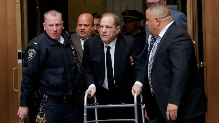 Operan de emergencia a Harvey Weinstein tras sufrir dolor en el pecho