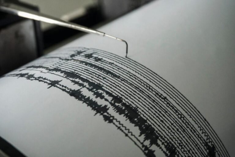 Se registra sismo de magnitud 5.2 en Guerrero; suena alerta en CDMX