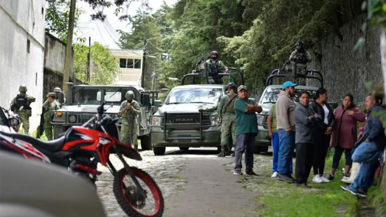 Secuestran y asesinan en Edomex a tres comerciantes de pollo