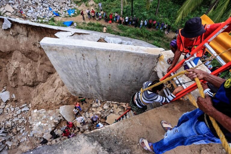 Ciclón “John” afectó a 127 mil personas y a 39 mil viviendas en Acapulco