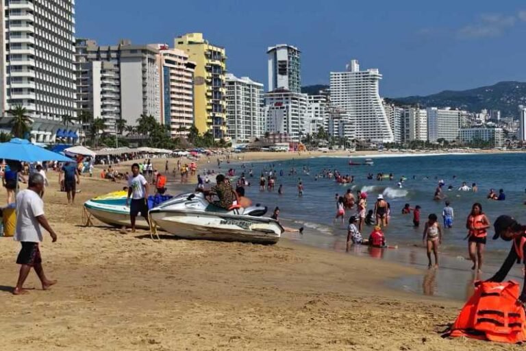 Acapulco se declara listo para el último ‘puente’ del año