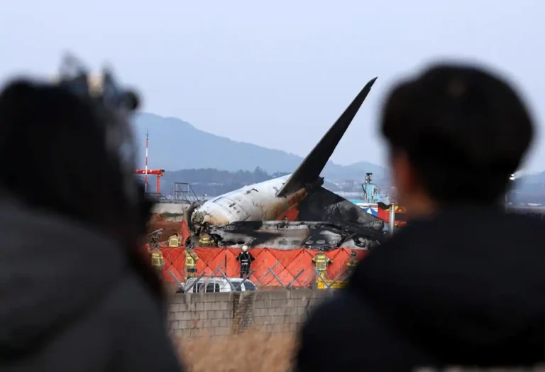 ‘Era una niña muy cariñosa’, dice padre de pasajera en avionazo en Corea del Sur