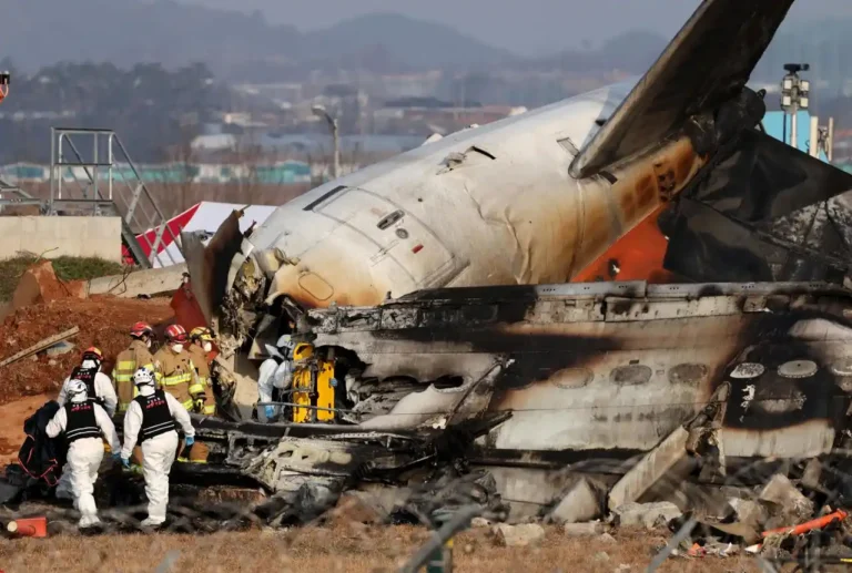 Fallecen 179 personas tras impacto de avión en Corea del Sur