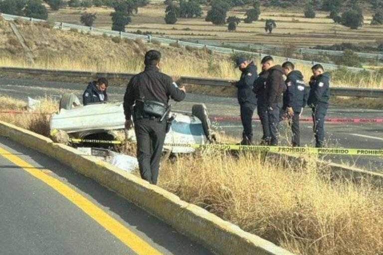 Policías de Tepeapulco, Hidalgo, sufren accidente; hay una agente muerte y 3 lesionados