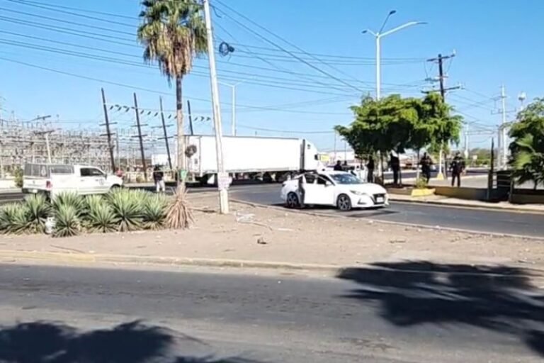 Atacan a personal de la Fiscalía de Sinaloa en Culiacán; hay un agente muerto